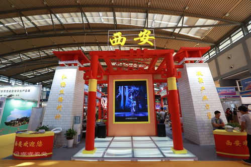 第九屆中國西部文化產(chǎn)業(yè)博覽會(huì)側(cè)記 文創(chuàng)產(chǎn)品爭奇斗艷，數(shù)字文化創(chuàng)意引領(lǐng)未來